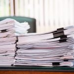 書類収納のコツは「立てる・ラベル・ざっくり」