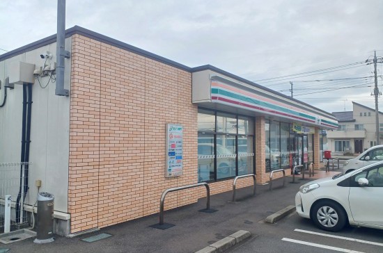 セブンイレブン富里葉山店