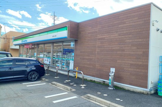 ファミリーマート東金南上宿店