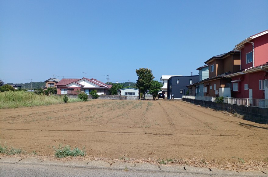 旭市蛇園
