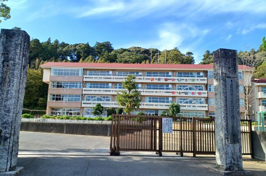 八日市場小学校