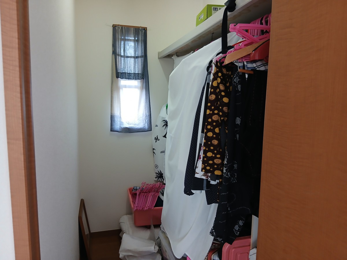 洋室②クローゼット