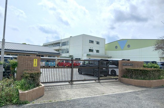 印西市立西の原中学校