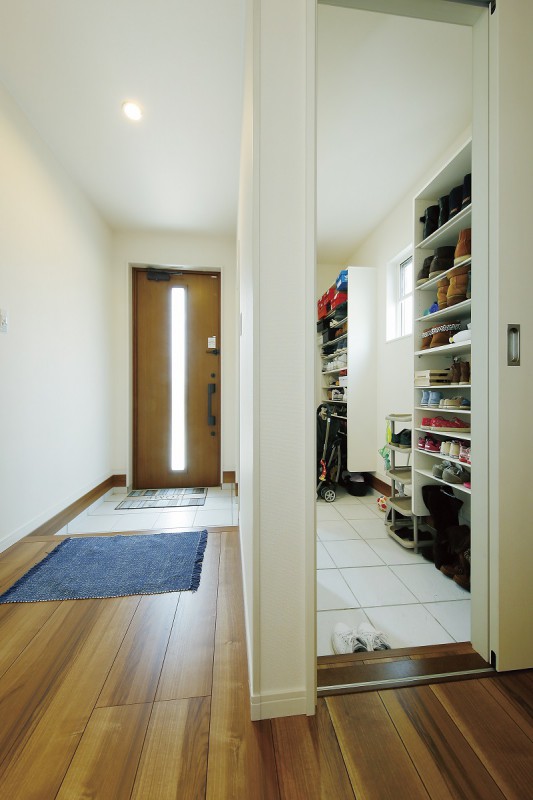 シューズクローク