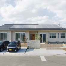 南面、窓を多く明るく陽あたりのよい家に