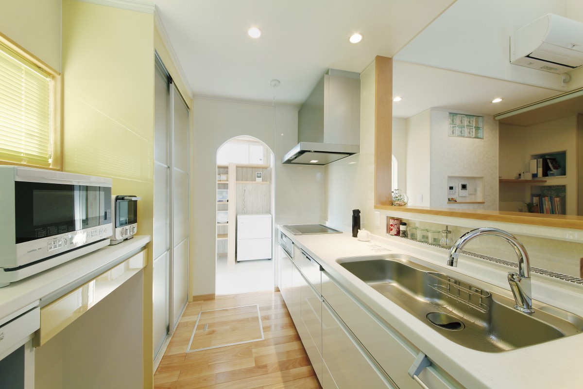 清潔感を優先に明るい色で