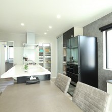 キッチンと横並びのダイニングで時短家事