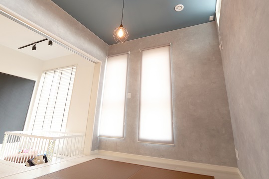 柔らかく優しいカラーバランスが心地よい和室