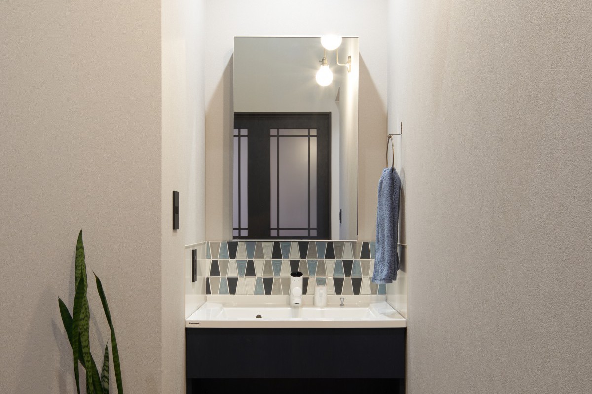 玄関先の「ただいま手洗い」で衛生面はもちろんのこと、子供たちに手洗いの習慣づけも
