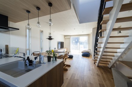 リラックス空間と収納&amp;家事動線　どちらも大満足！