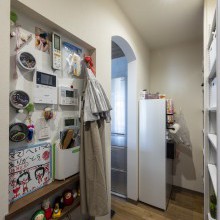 パントリーの情報ステーションは、マグネットでお買い物のメモやお子様のプリントなど
もたくさん貼れる優れもの。