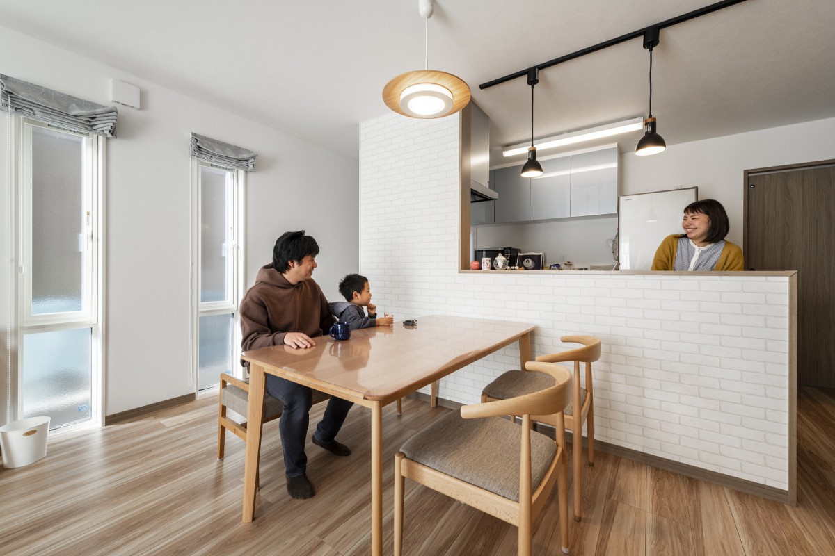 笑顔があふれるダイニングキッチン