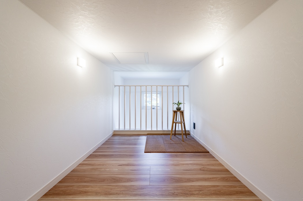 シンプルな空間を愉しむロフト