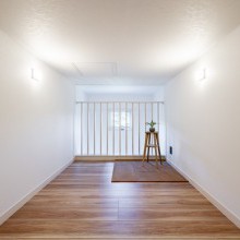 シンプルな空間を愉しむロフト
