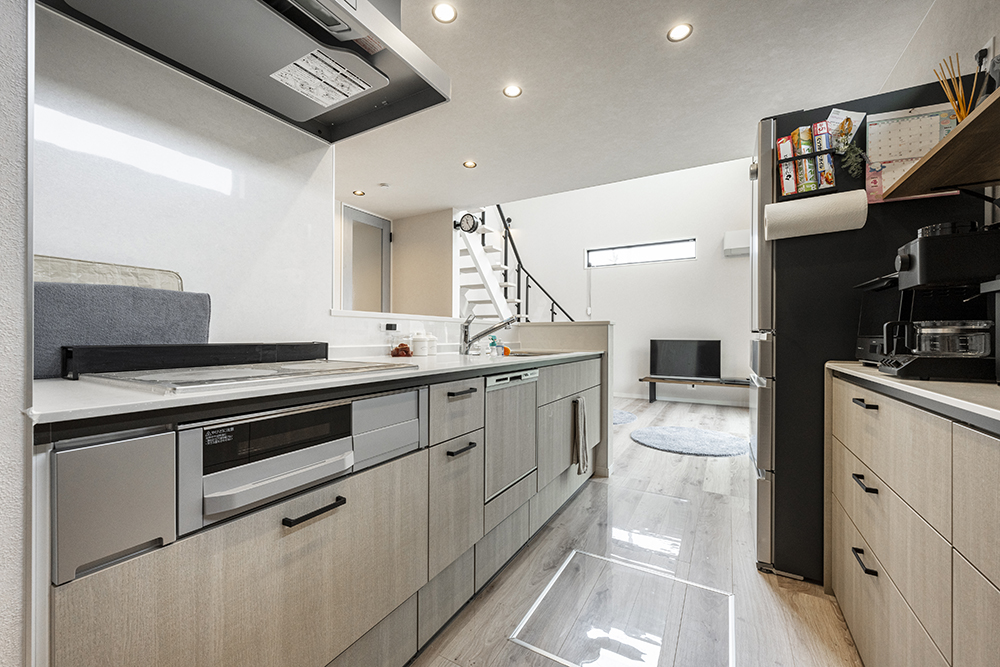 色数を抑えてシンプルなコーディネートに