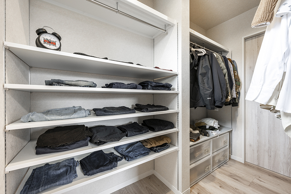 可動棚を上手に使って収納力UP