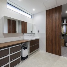 ファミリークロゼットを併設して家事動線UP