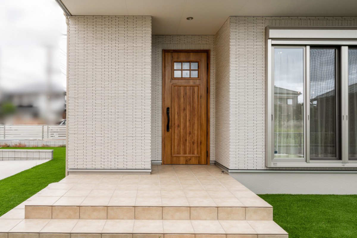 やわらかな雰囲気で来客を迎えるエントランス