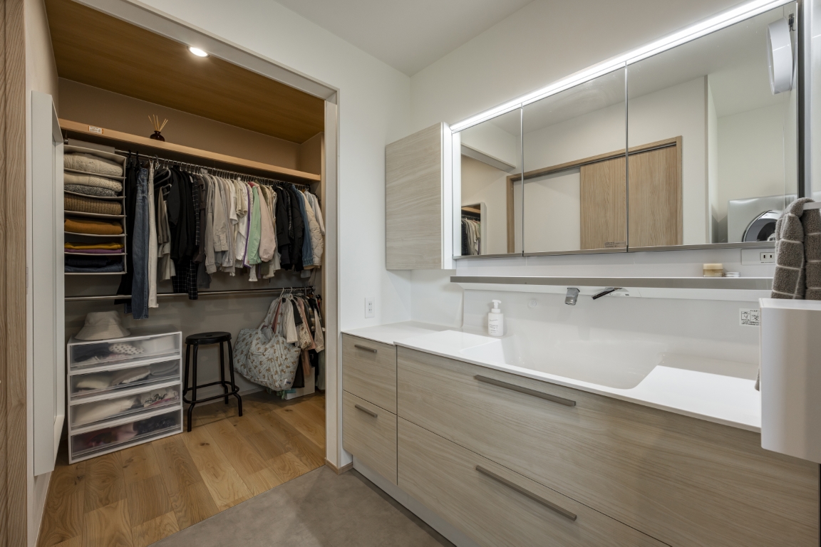 水廻りに続くクロゼットが家事ラクのポイント