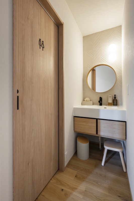 ナチュラルな洗面スペースそのものが、インテリアの一部