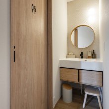 ナチュラルな洗面スペースそのものが、インテリアの一部