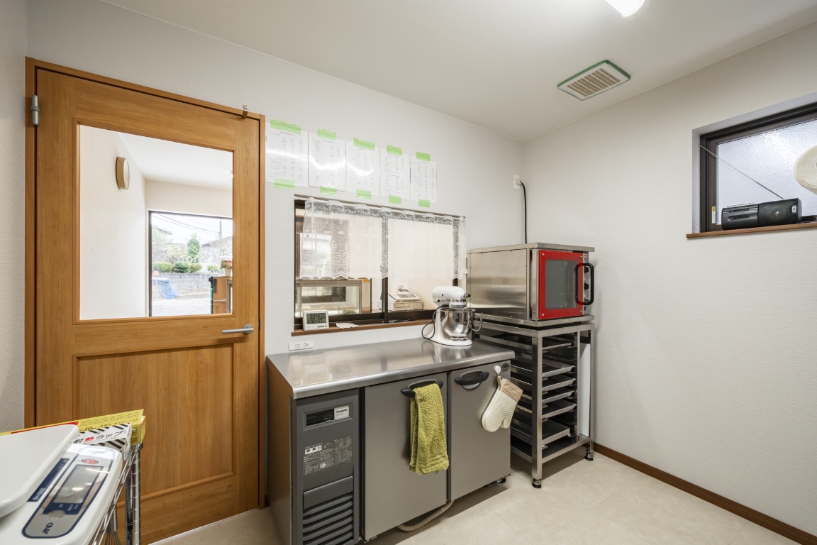 作り手と買い手の笑顔をつなぐ小窓