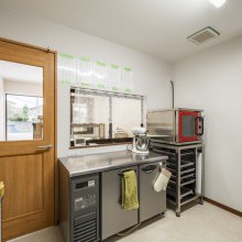 作り手と買い手の笑顔をつなぐ小窓