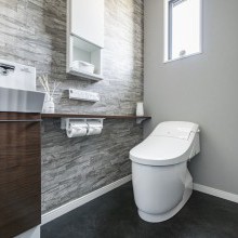 空間をコンパクトに、心地よさをしっかり確保したトイレ