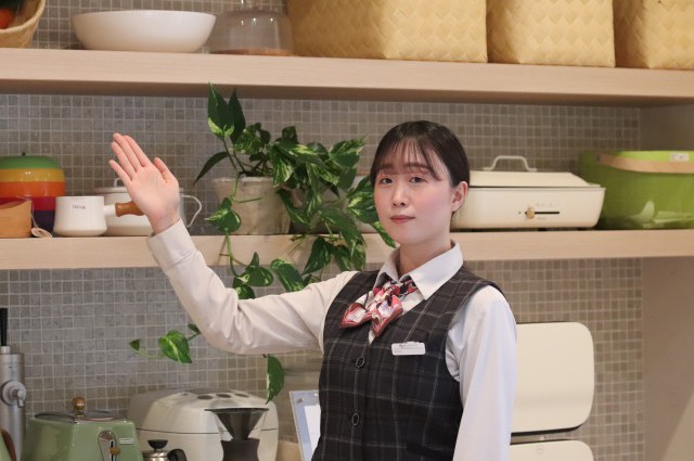 お客様と家のコーディネートを決めていくのが楽しい!仕事の幅を広げるために資格取得も目指しています。