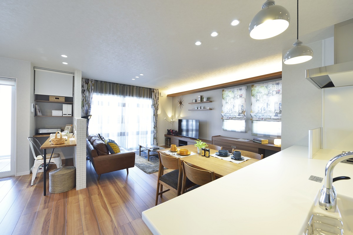 家事コーナー　建築家照明　ダイニングキッチン　
